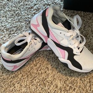 Women’s Puma Runners